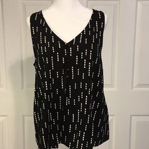 Collective Concepts V-neck Sleeveless Top